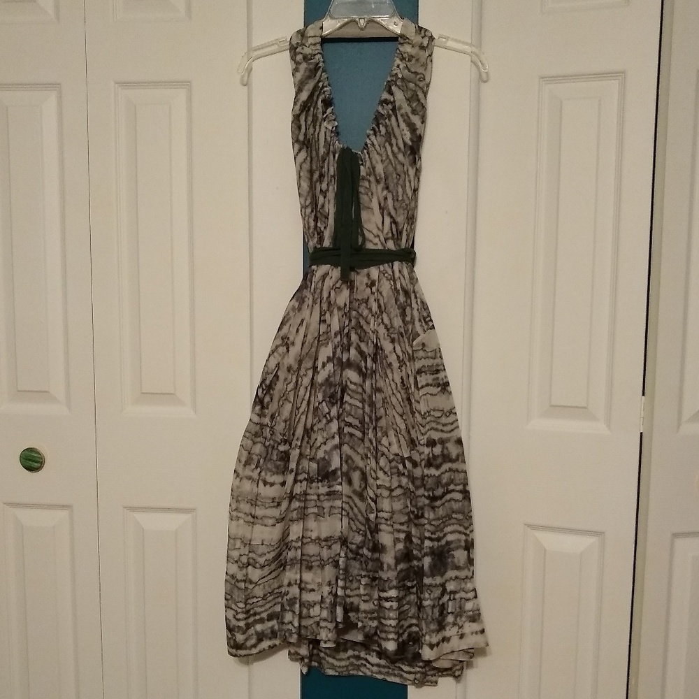 Gorgeous Preloved L.A.M.B. Dress - Picture 2 of 6